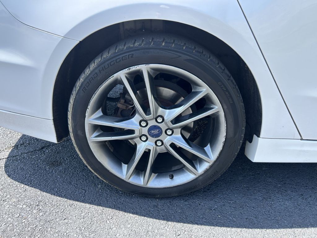 2016 Ford Fusion Image 6