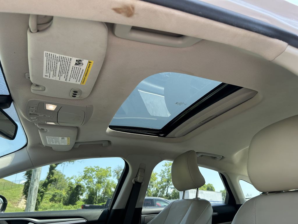 2016 Ford Fusion Image 10