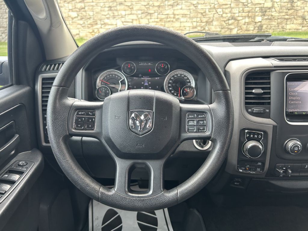 2014 RAM 1500 Image 16