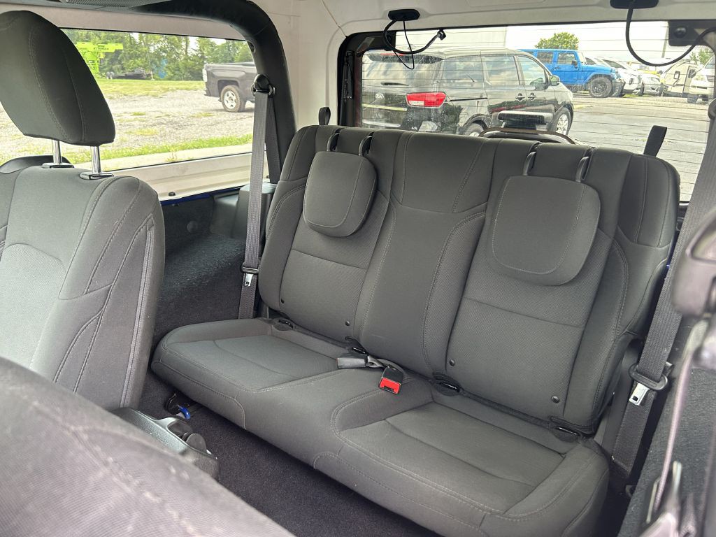 2018 Jeep Wrangler Image 9