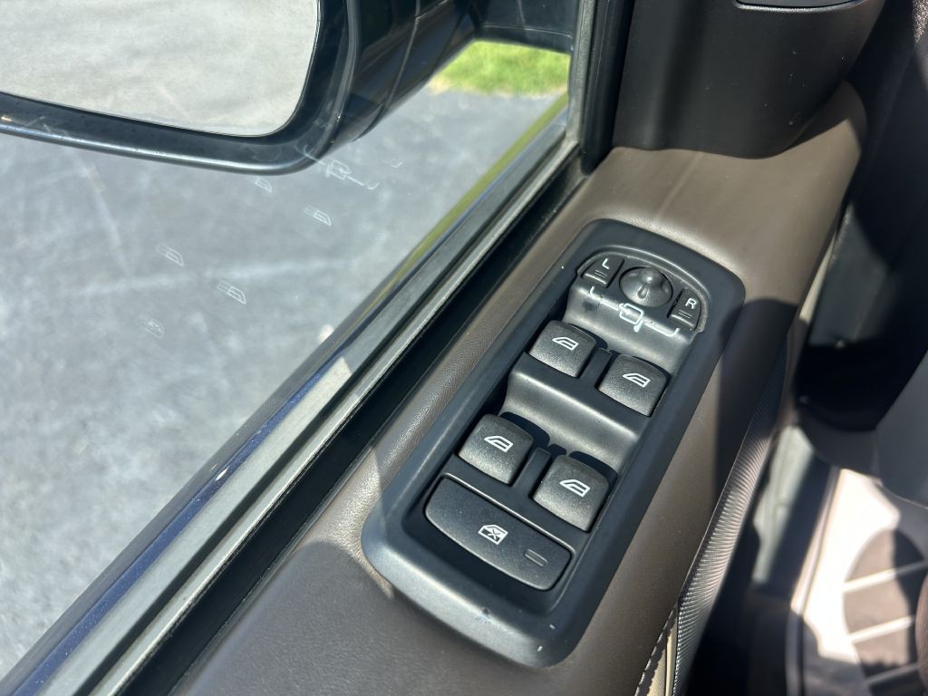 2016 Land Rover LR4 Image 7