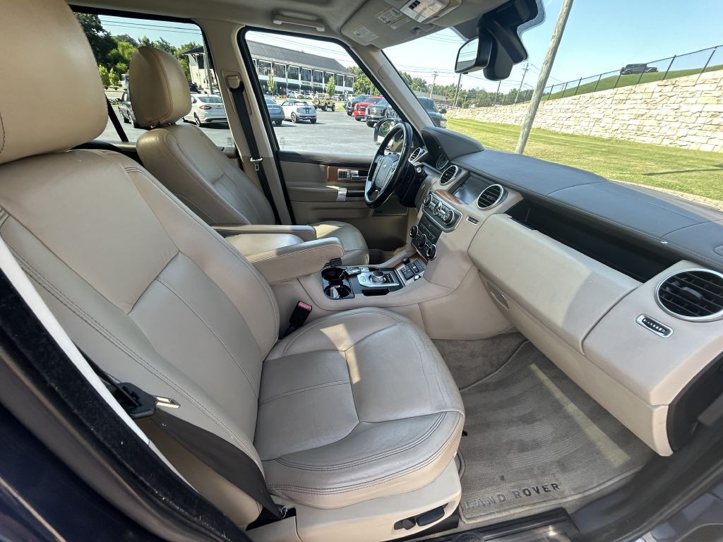 2016 Land Rover LR4 Image 21