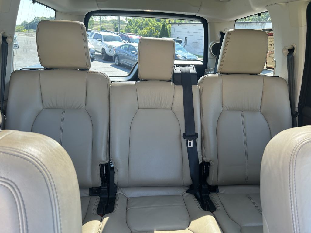 2016 Land Rover LR4 Image 22