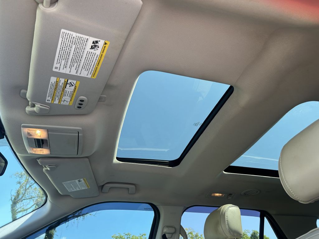 2017 Ford Explorer Image 10