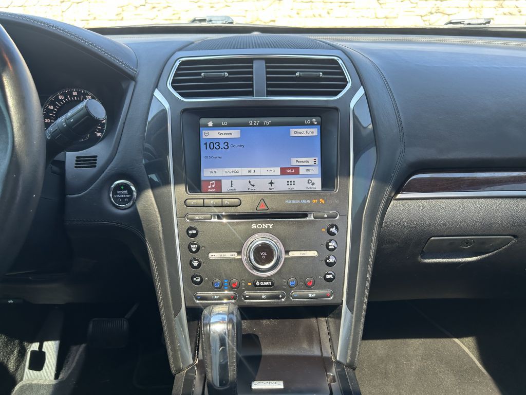 2017 Ford Explorer Image 19