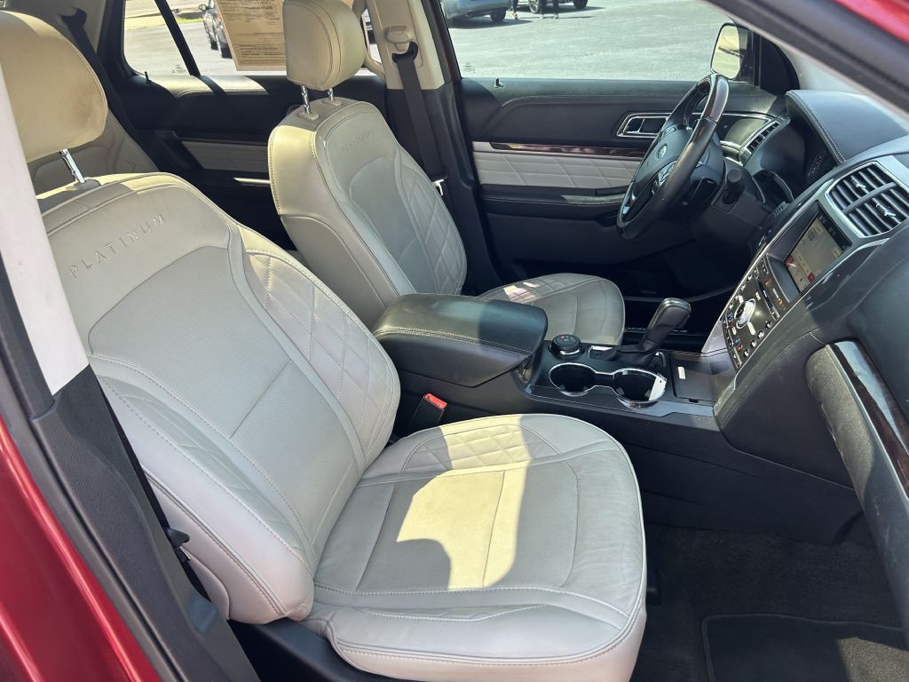 2017 Ford Explorer Image 21