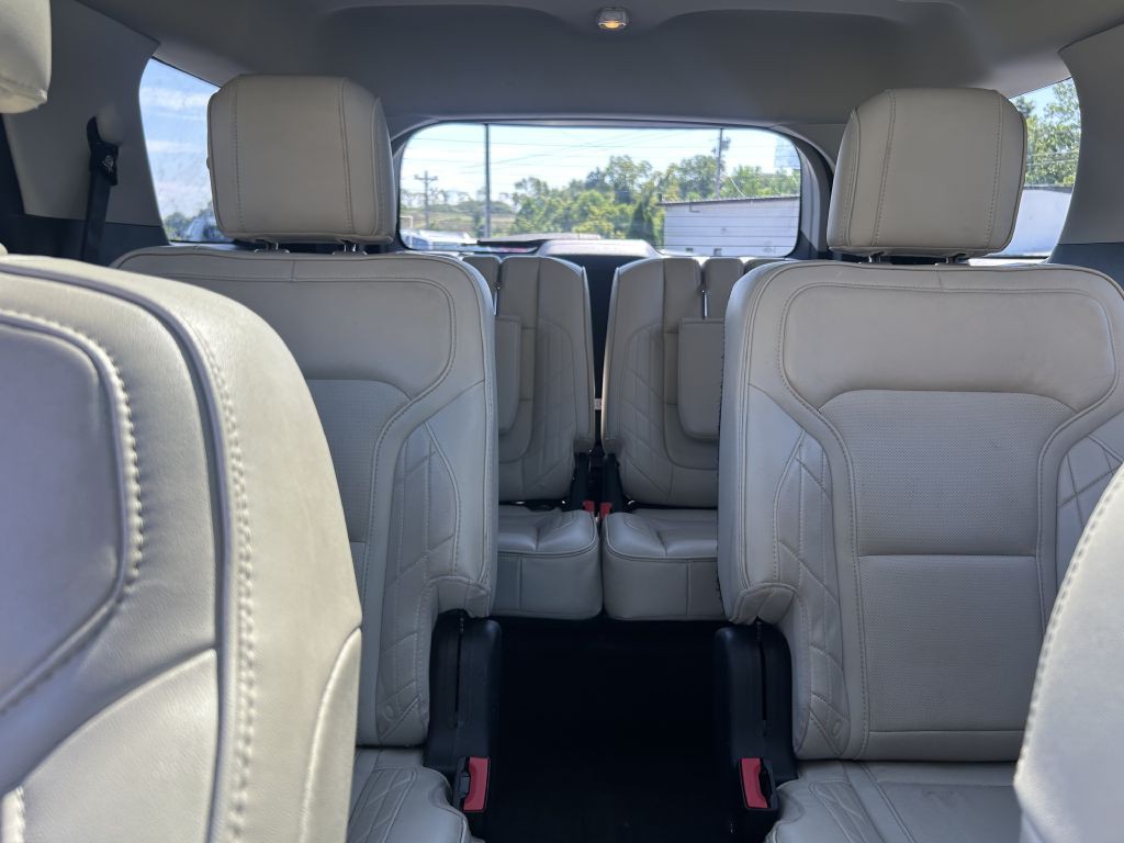 2017 Ford Explorer Image 23