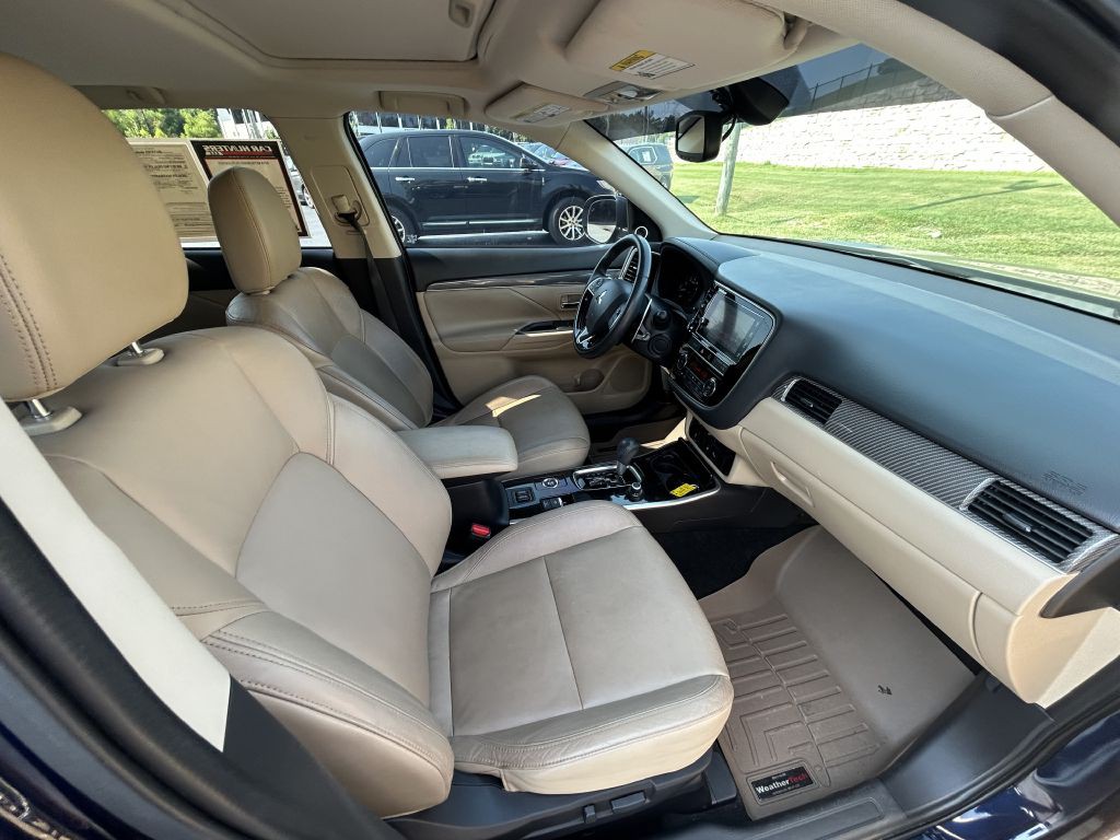 2019 Mitsubishi Outlander Image 21