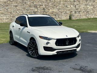 Image for 2017 Maserati Levante Luxury ID: 7592807