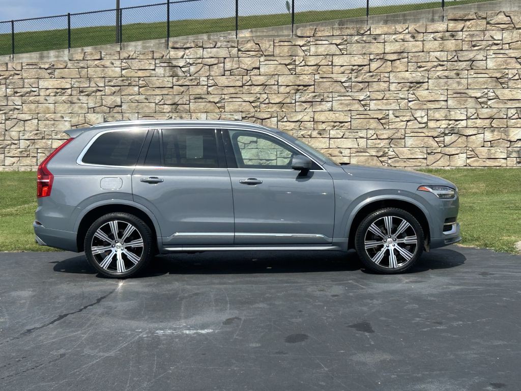 2020 Volvo XC90 Image 3