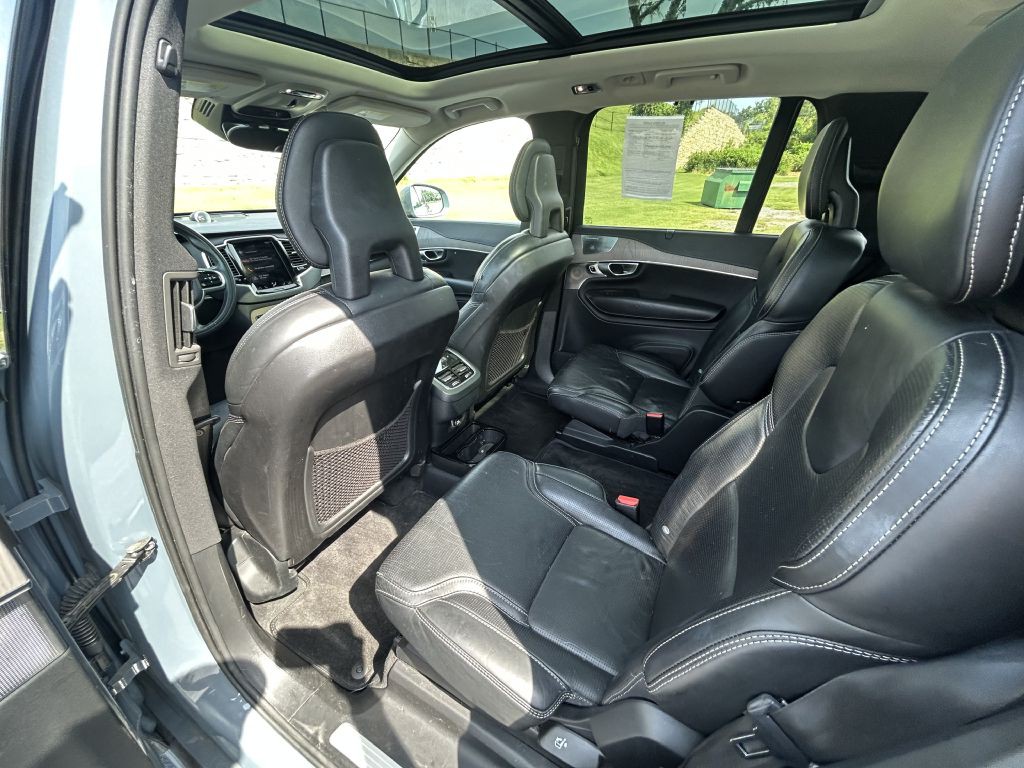 2020 Volvo XC90 Image 12