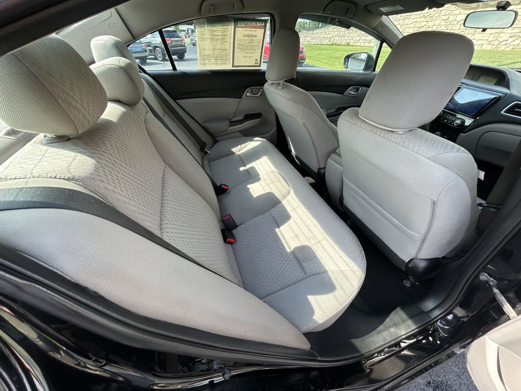 2015 Honda Civic Image 13