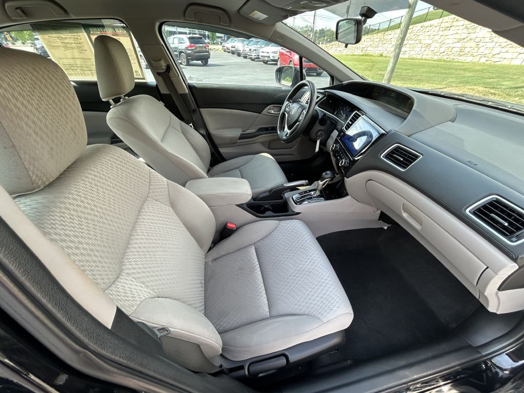 2015 Honda Civic Image 18