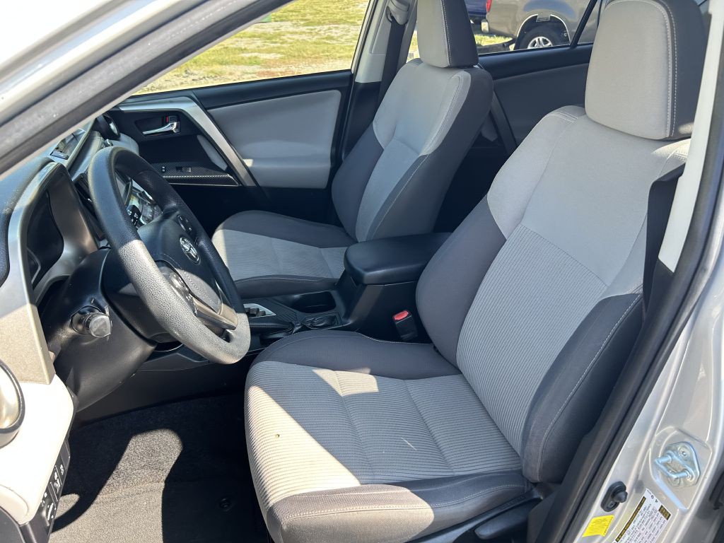 2014 Toyota Rav4 Image 8