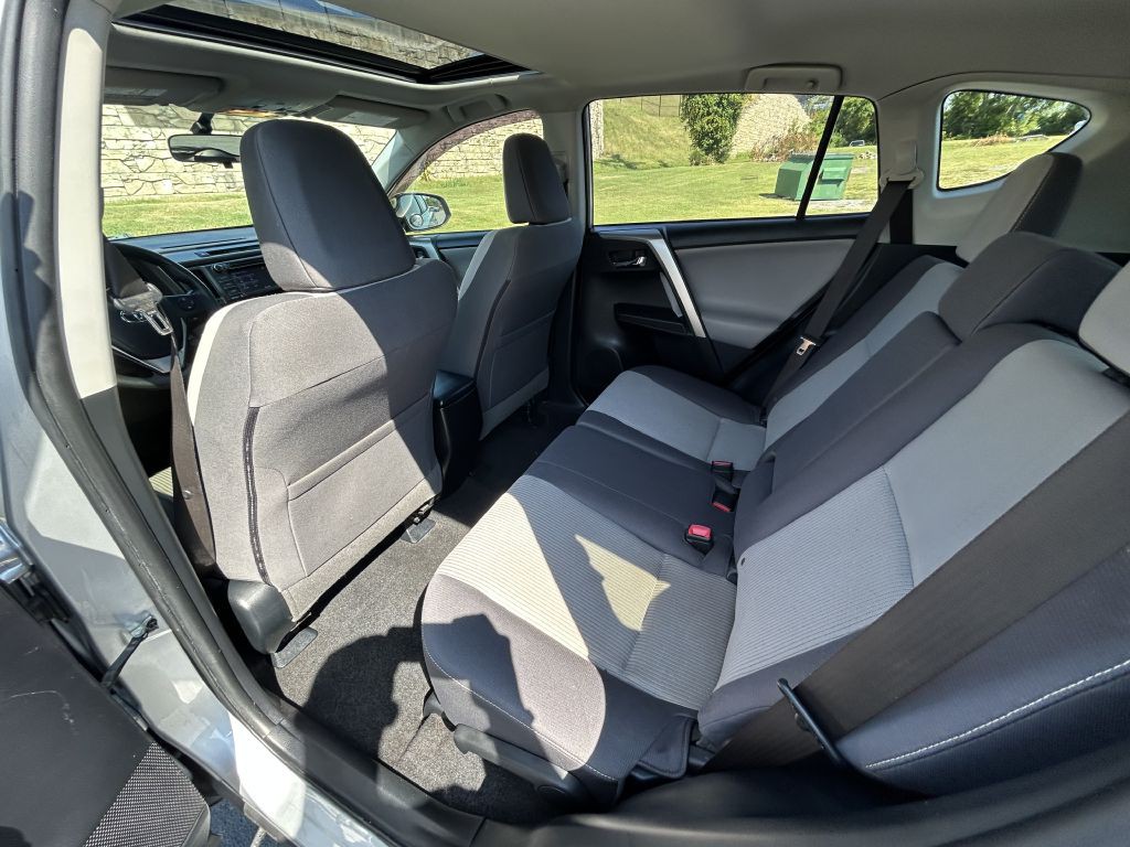 2014 Toyota Rav4 Image 12
