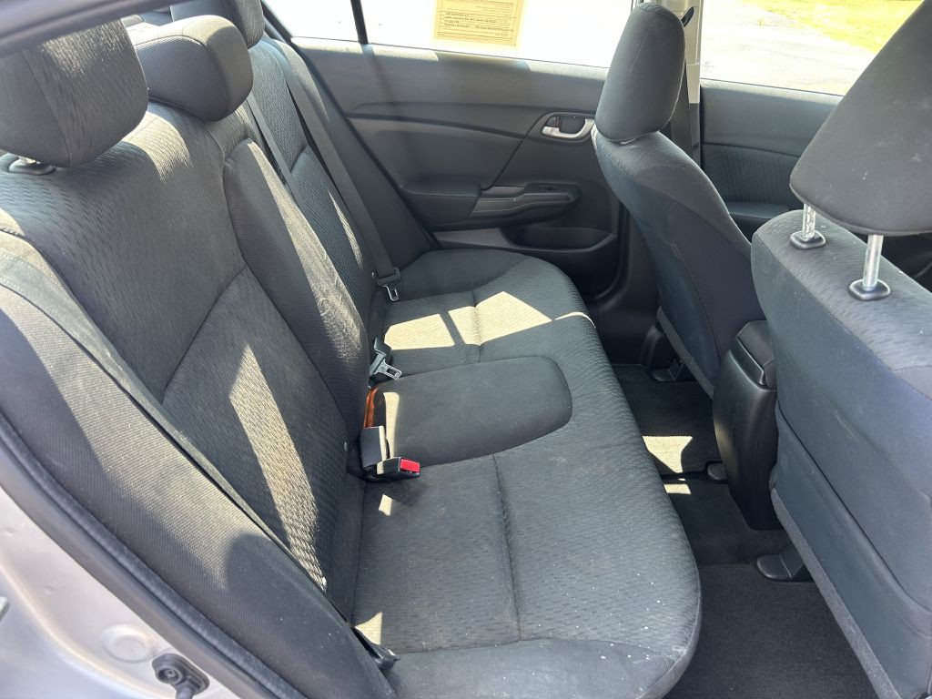 2015 Honda Civic Image 12