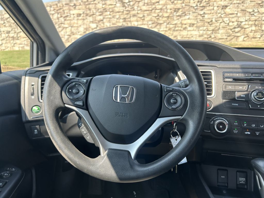 2015 Honda Civic Image 16