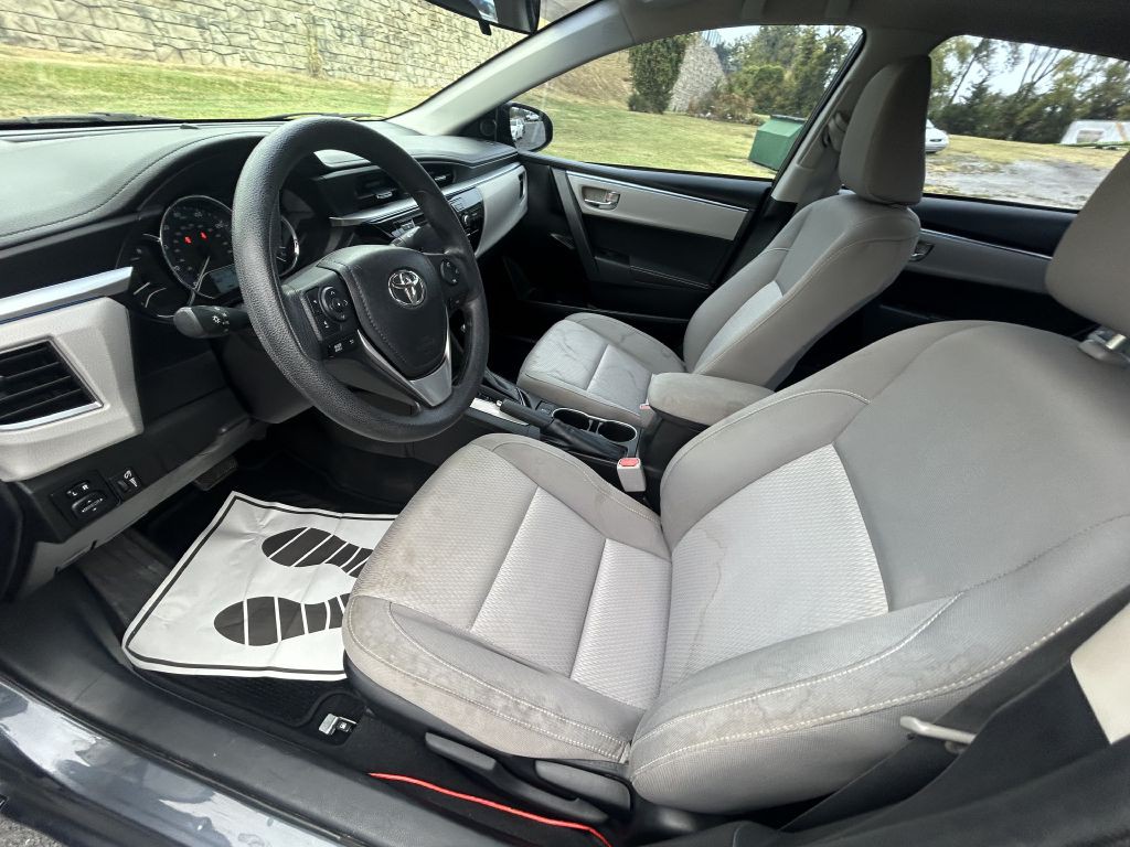 2014 Toyota Corolla Image 9