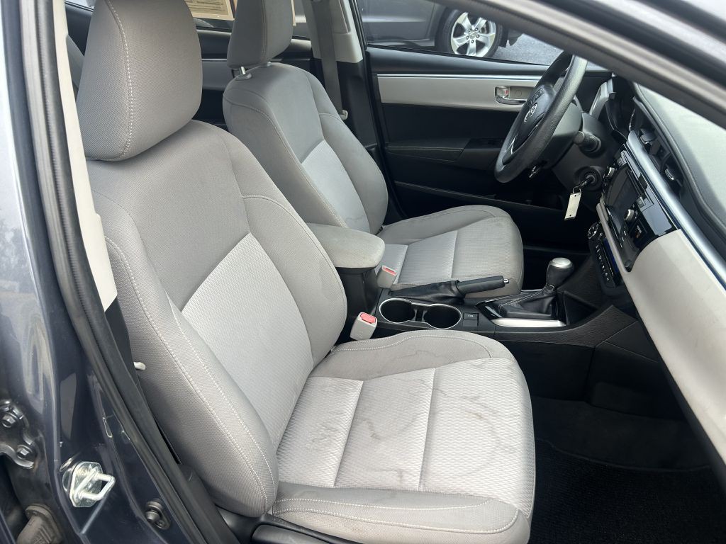 2014 Toyota Corolla Image 17