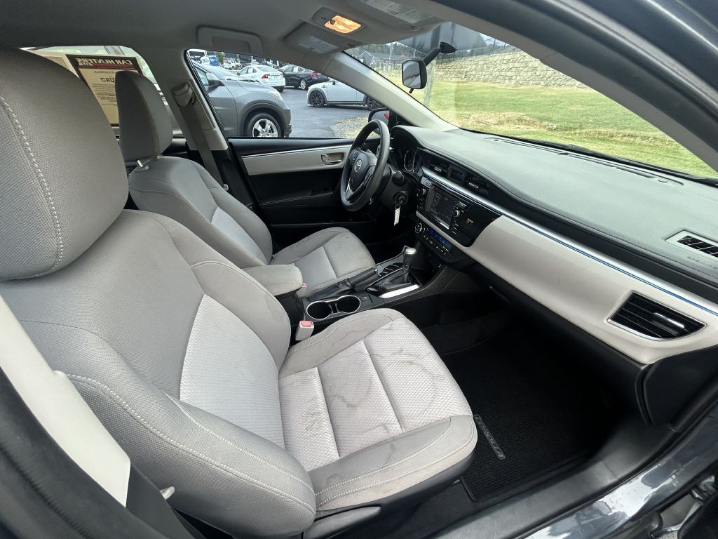 2014 Toyota Corolla Image 18