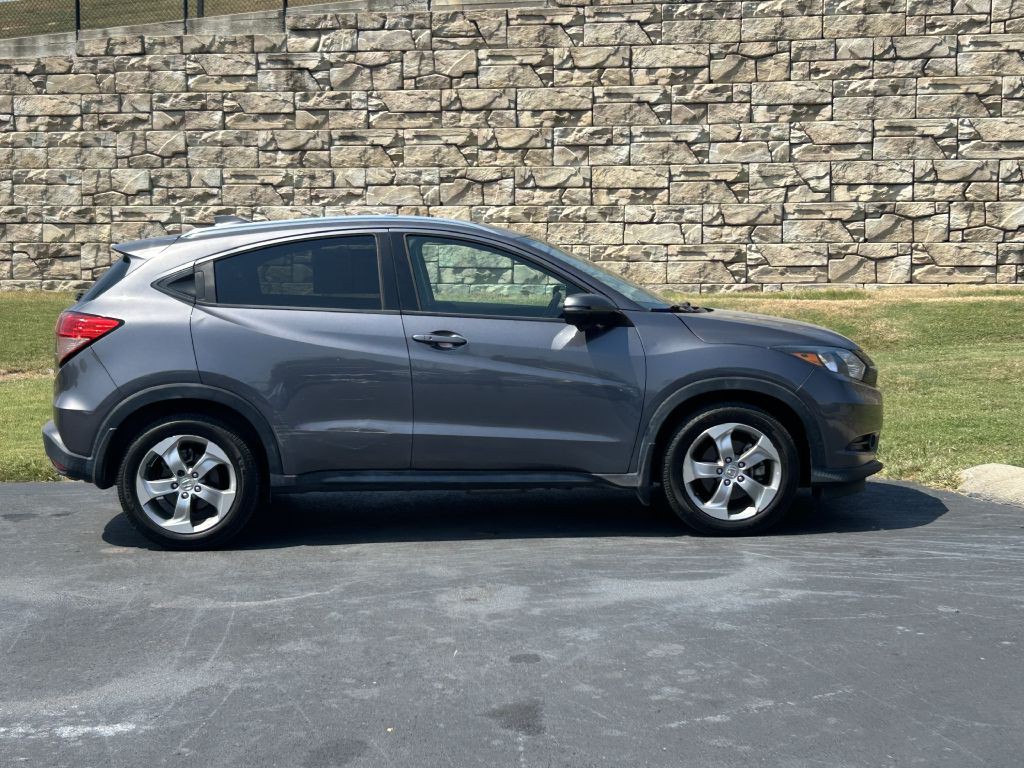 2017 Honda HR-V Image 3