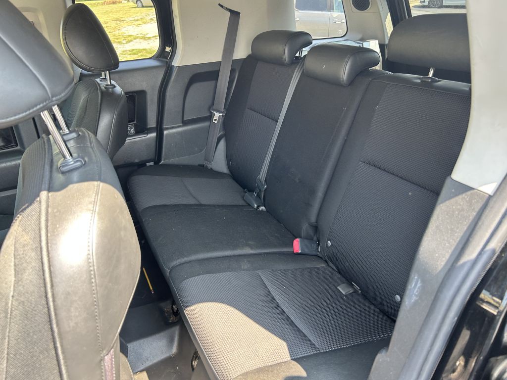 2007 Toyota FJ Cruiser Image 11