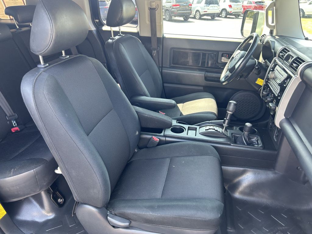 2007 Toyota FJ Cruiser Image 16
