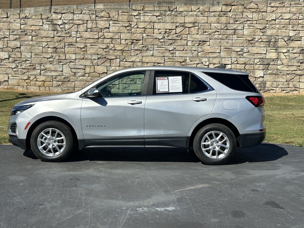 2022 Chevrolet Equinox Image 2