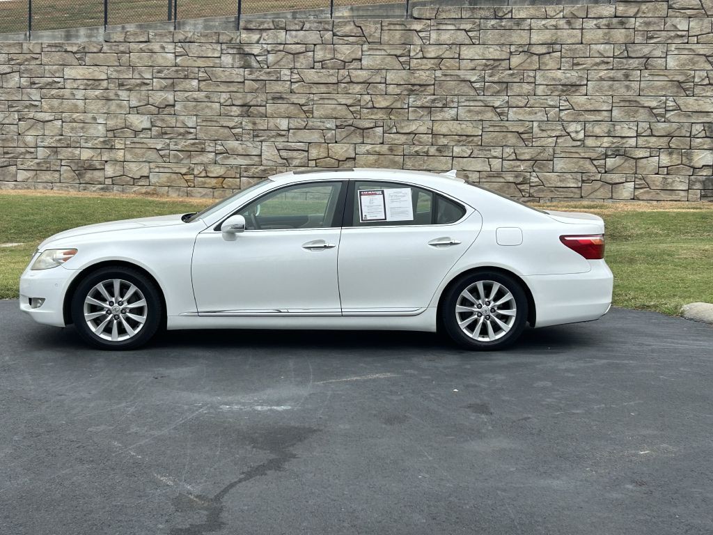 2010 Lexus LS 460 Image 2