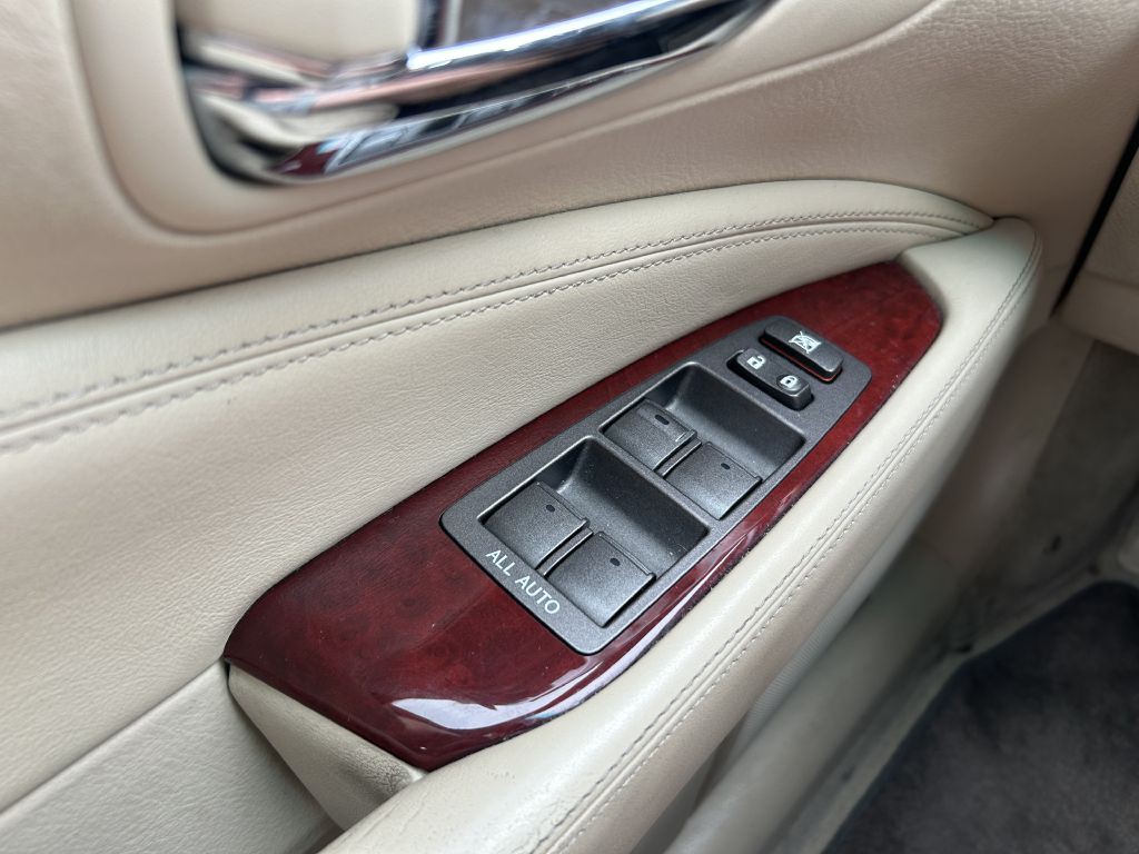 2010 Lexus LS 460 Image 7