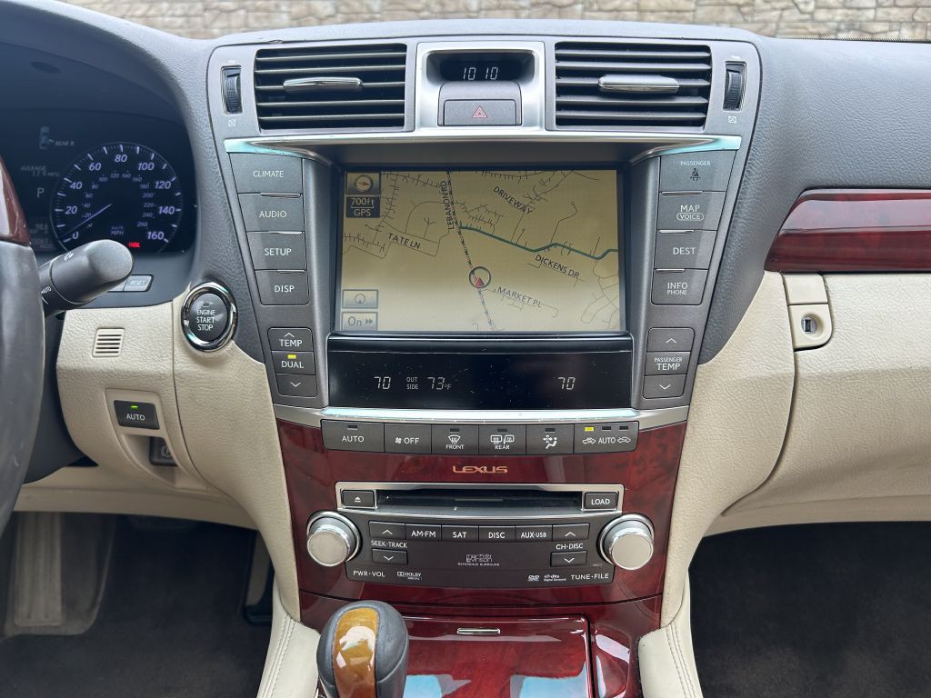 2010 Lexus LS 460 Image 15