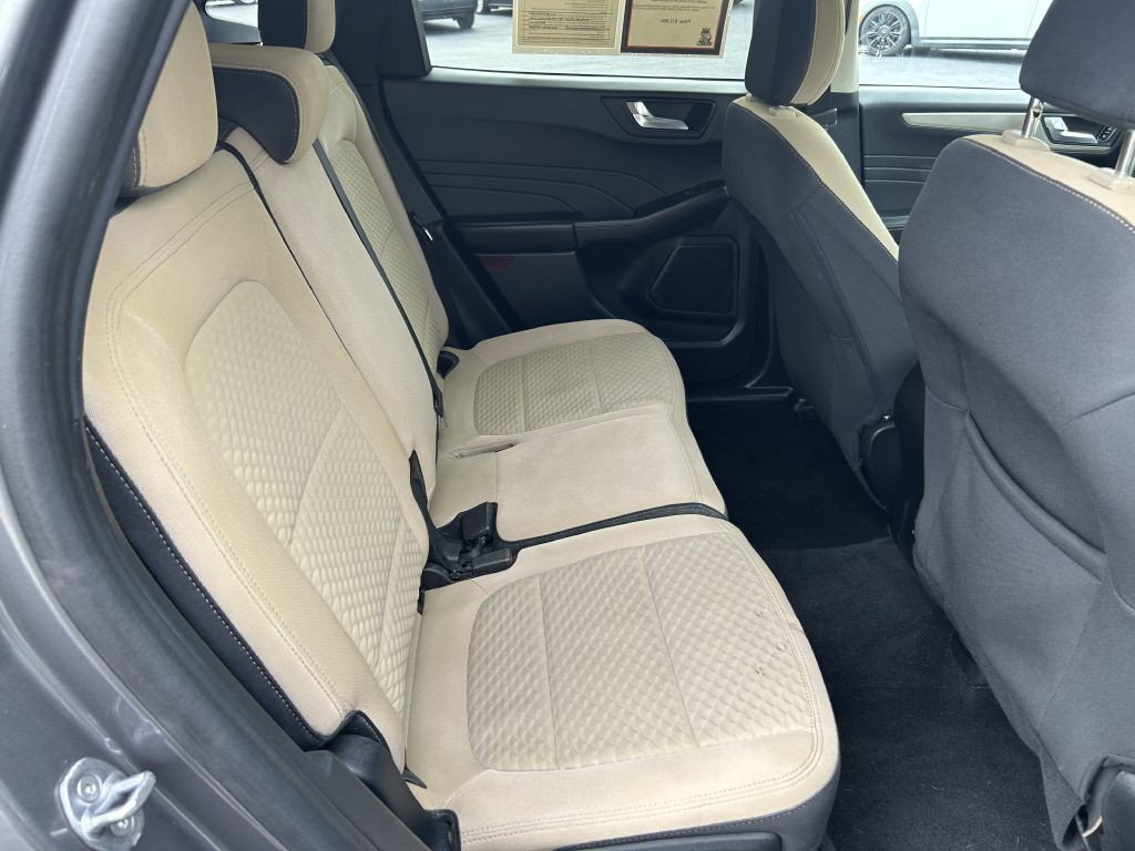 2021 Ford Escape Image 12