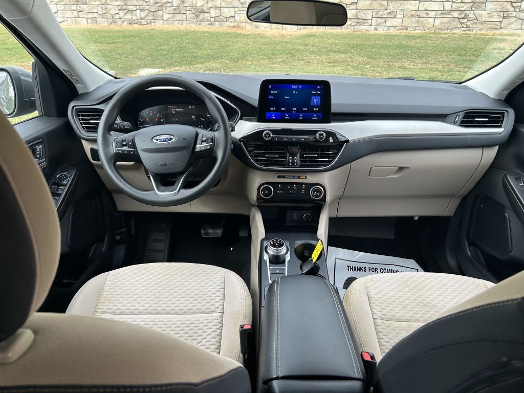 2021 Ford Escape Image 14