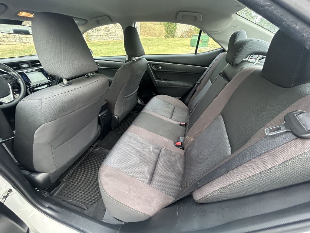 2017 Toyota Corolla Image 10