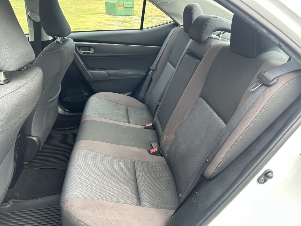 2017 Toyota Corolla Image 11