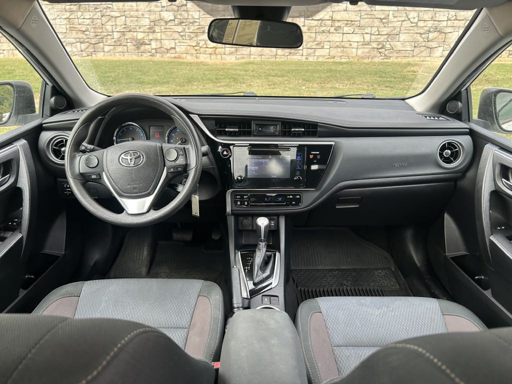 2017 Toyota Corolla Image 14