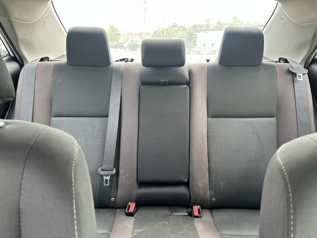 2017 Toyota Corolla Image 19