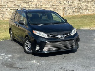 Image for 2020 Toyota Sienna XLE ID: 7695454
