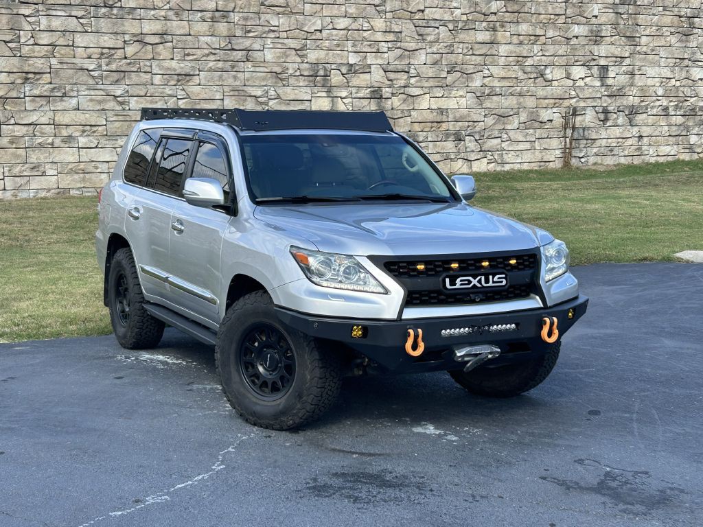 2013 Lexus LX Image 1