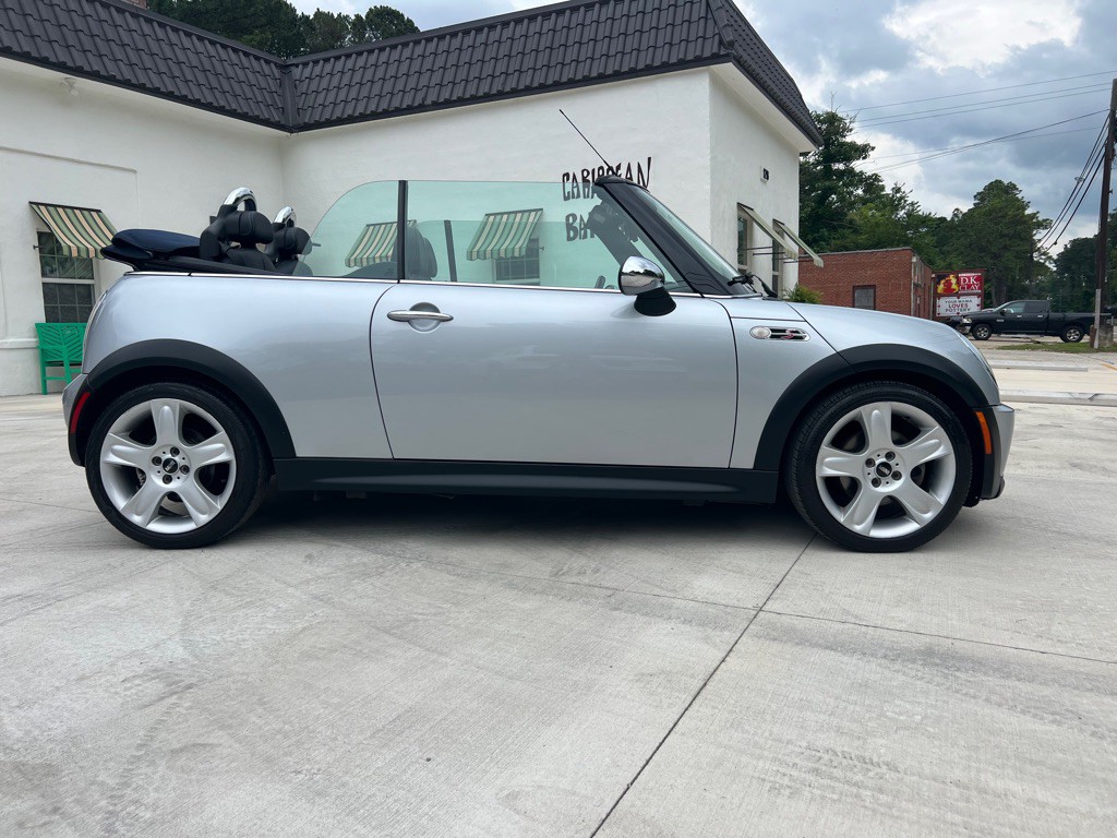 2007 MINI Cooper Image 13