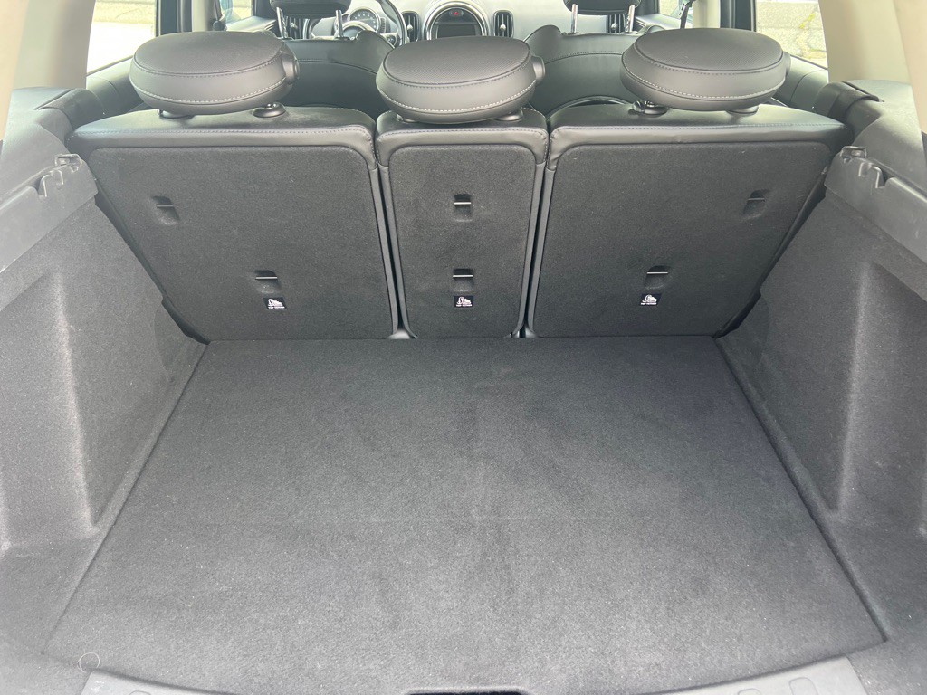 2017 MINI Countryman Image 23