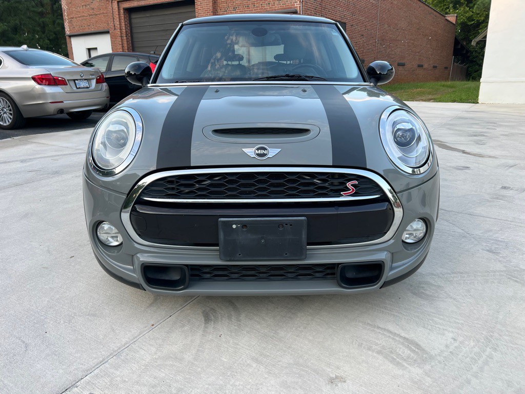 2015 MINI Cooper Image 9