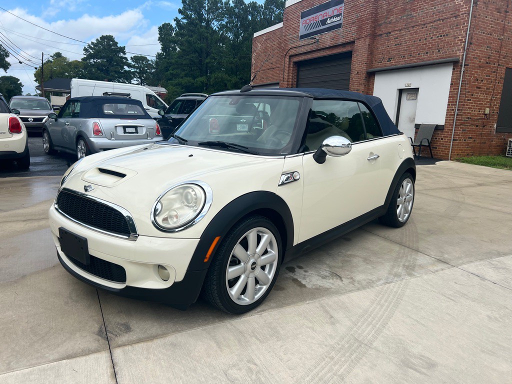 2009 MINI Cooper Image 7