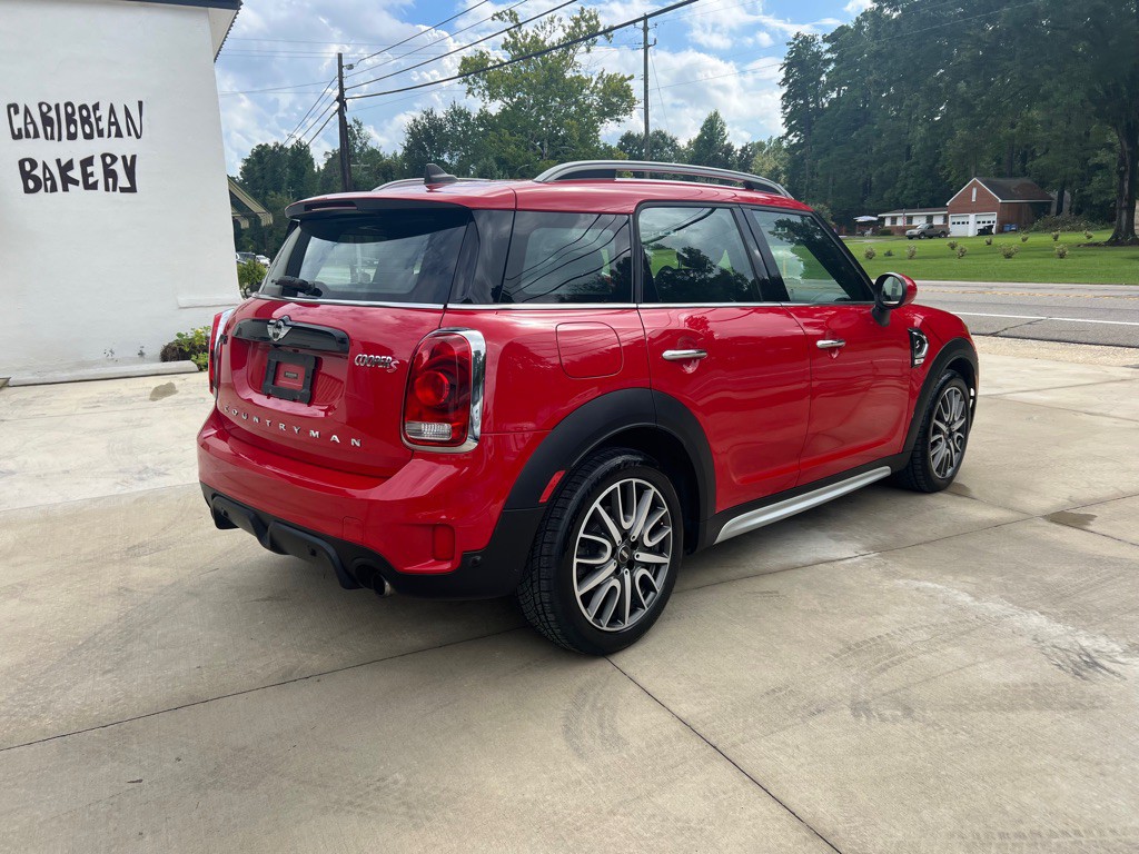 2017 MINI Countryman Image 3