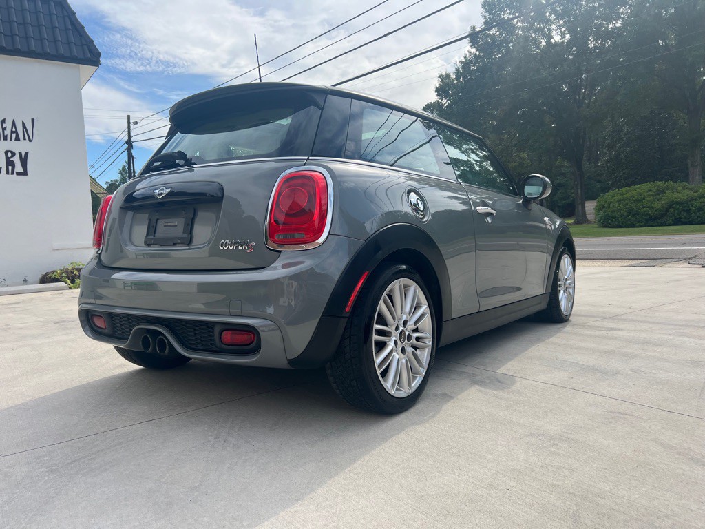 2014 MINI Cooper Image 3