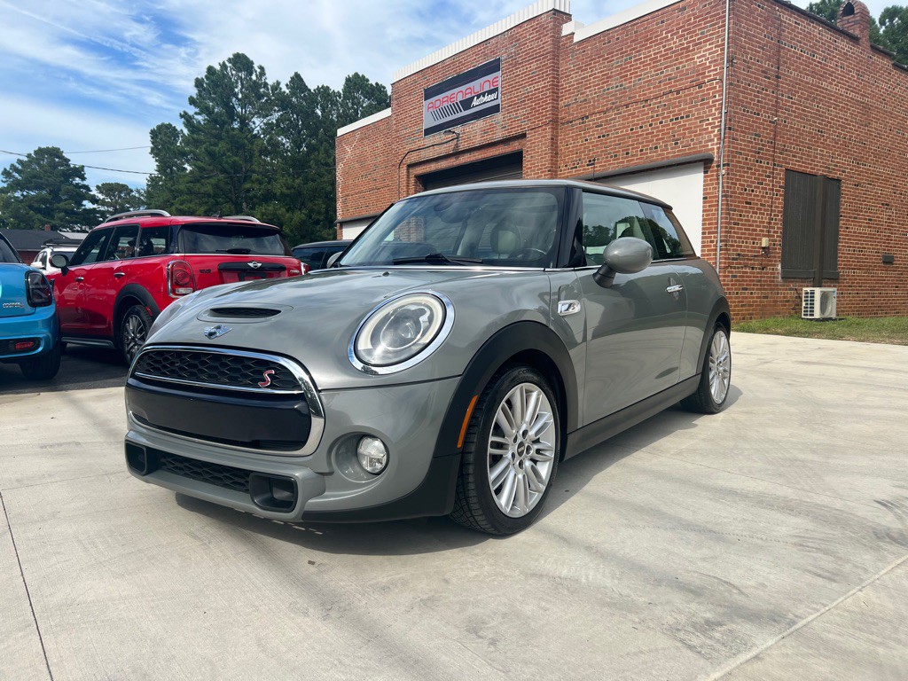 2014 MINI Cooper Image 8