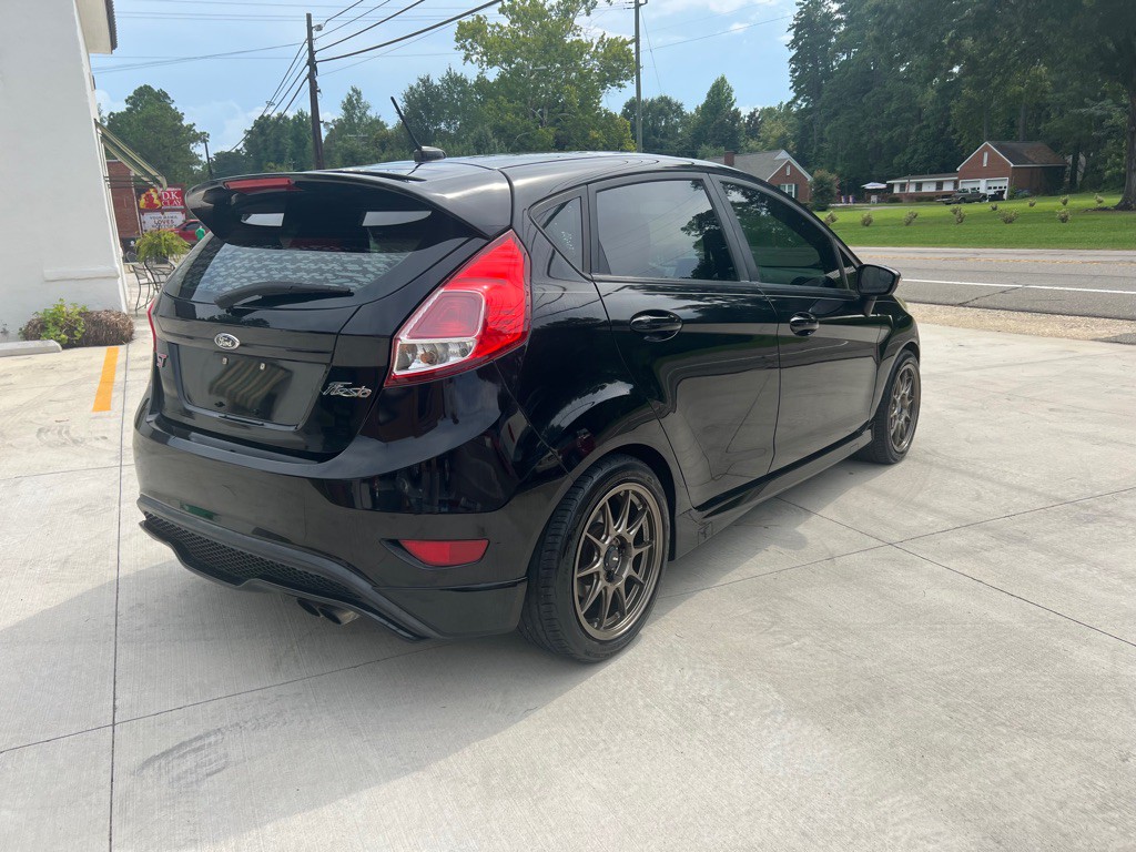 2016 Ford Fiesta Image 3