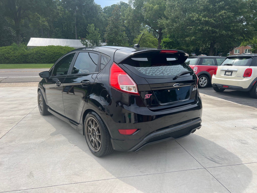 2016 Ford Fiesta Image 6