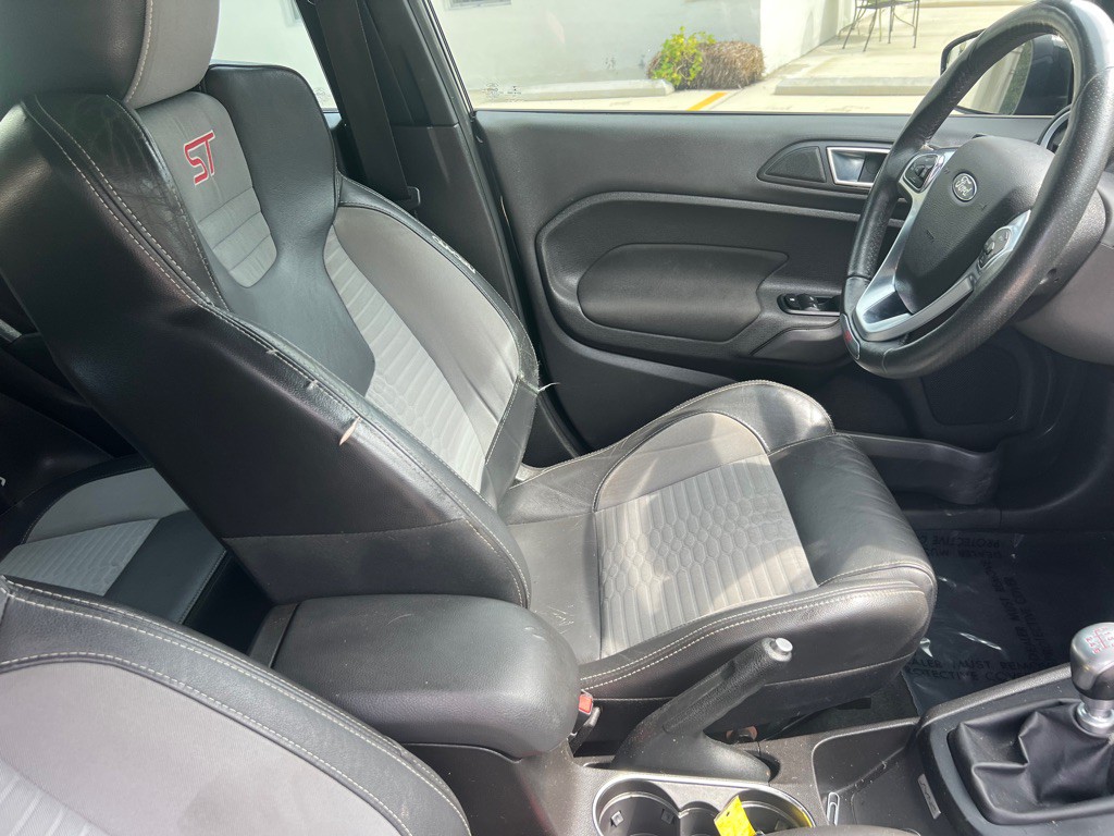 2016 Ford Fiesta Image 16
