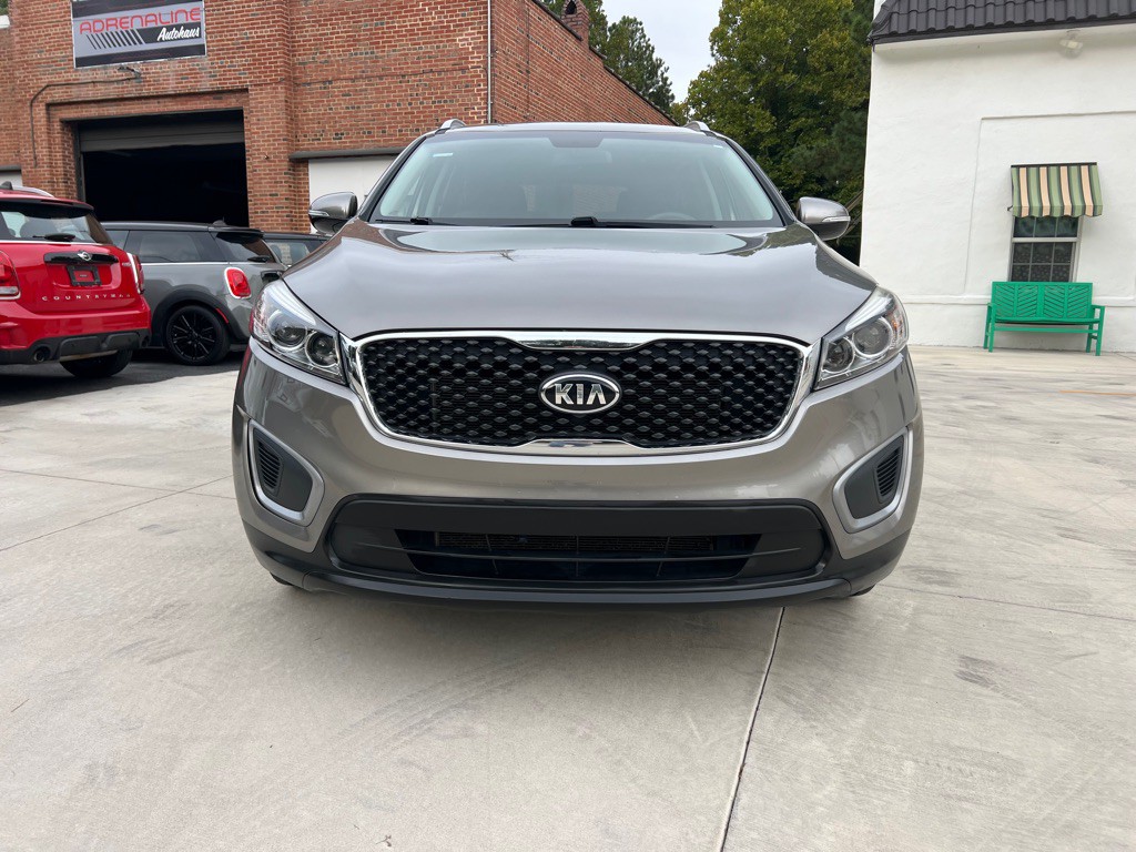 2016 Kia Sorento Image 9